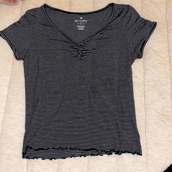 AE Soft & Sexy top - Picture 1 of 4